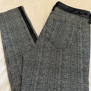 BRAND NEW! NEVER WORN! Liverpool Jeans Co Woman's Felicia Legging!